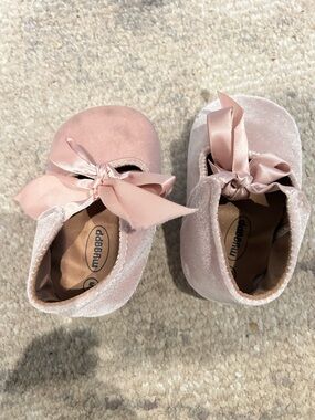 Used-Myggpp Pink Velvet Baby Shoes with Satin Bow